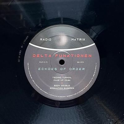 Delta Funktionen - Echoes Of Order